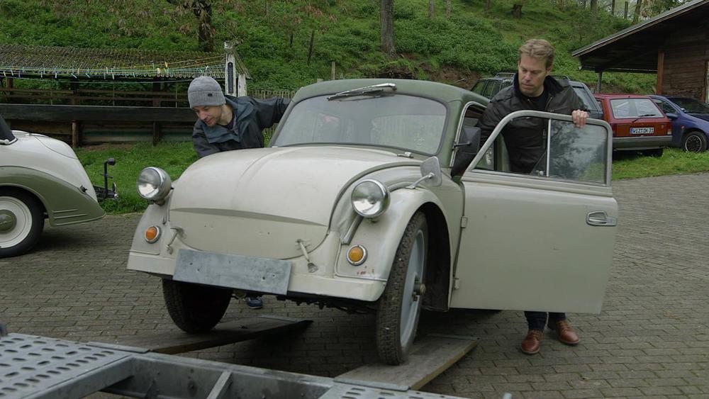 Ganz: How I Lost My Beetle - still